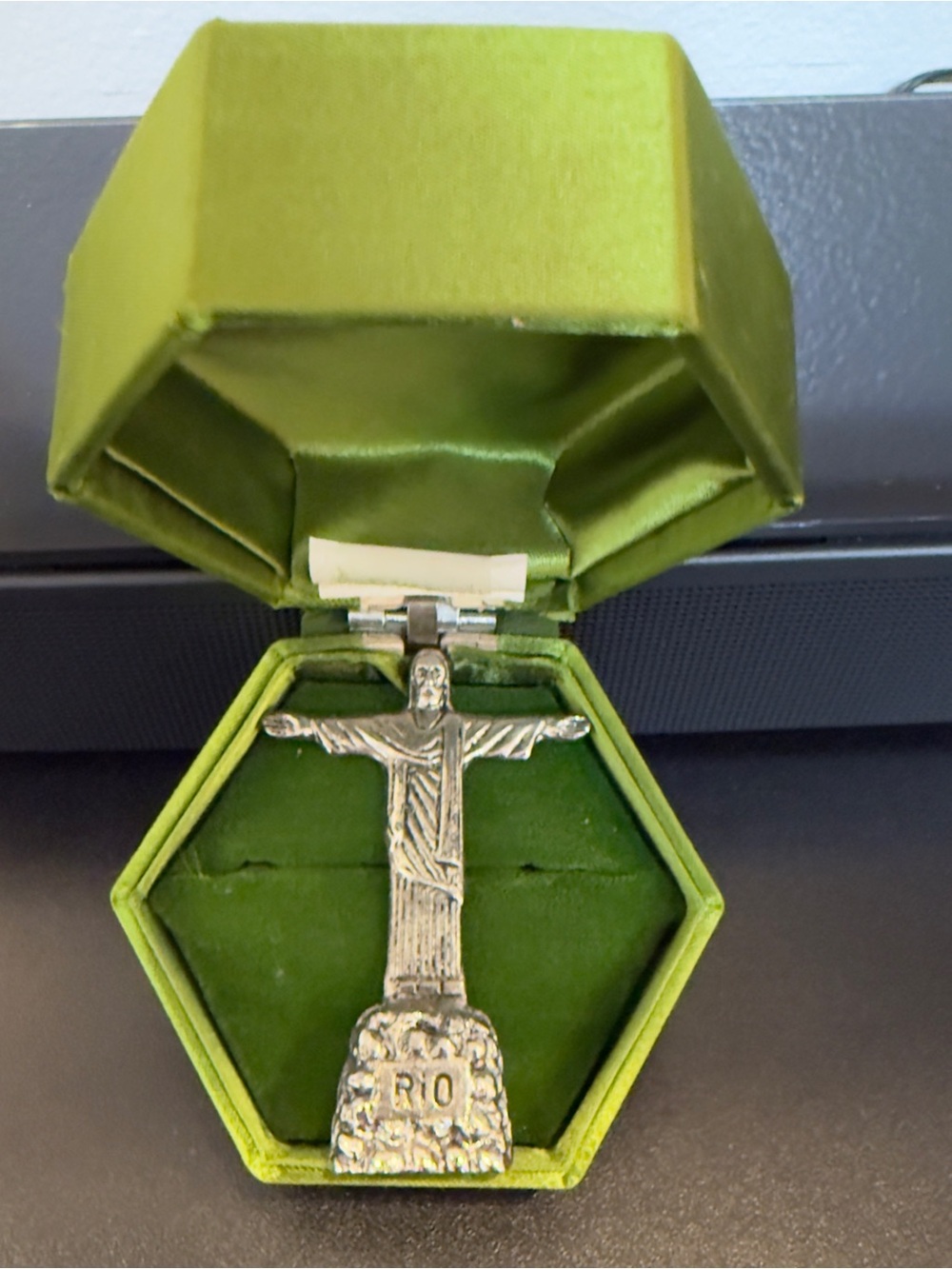 Rio Christ the Redeemer Souvenirs Stainless Steel in Green Velvet Box